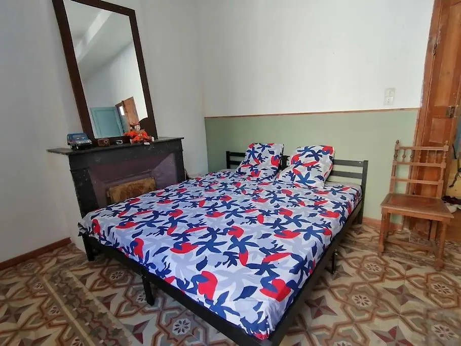 Maison 3 Chambres+Centre Ville+Terrase Arles 0*,